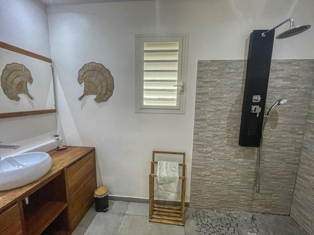 22-Location villa piscine Saint François Guadeloupe_chambre 1